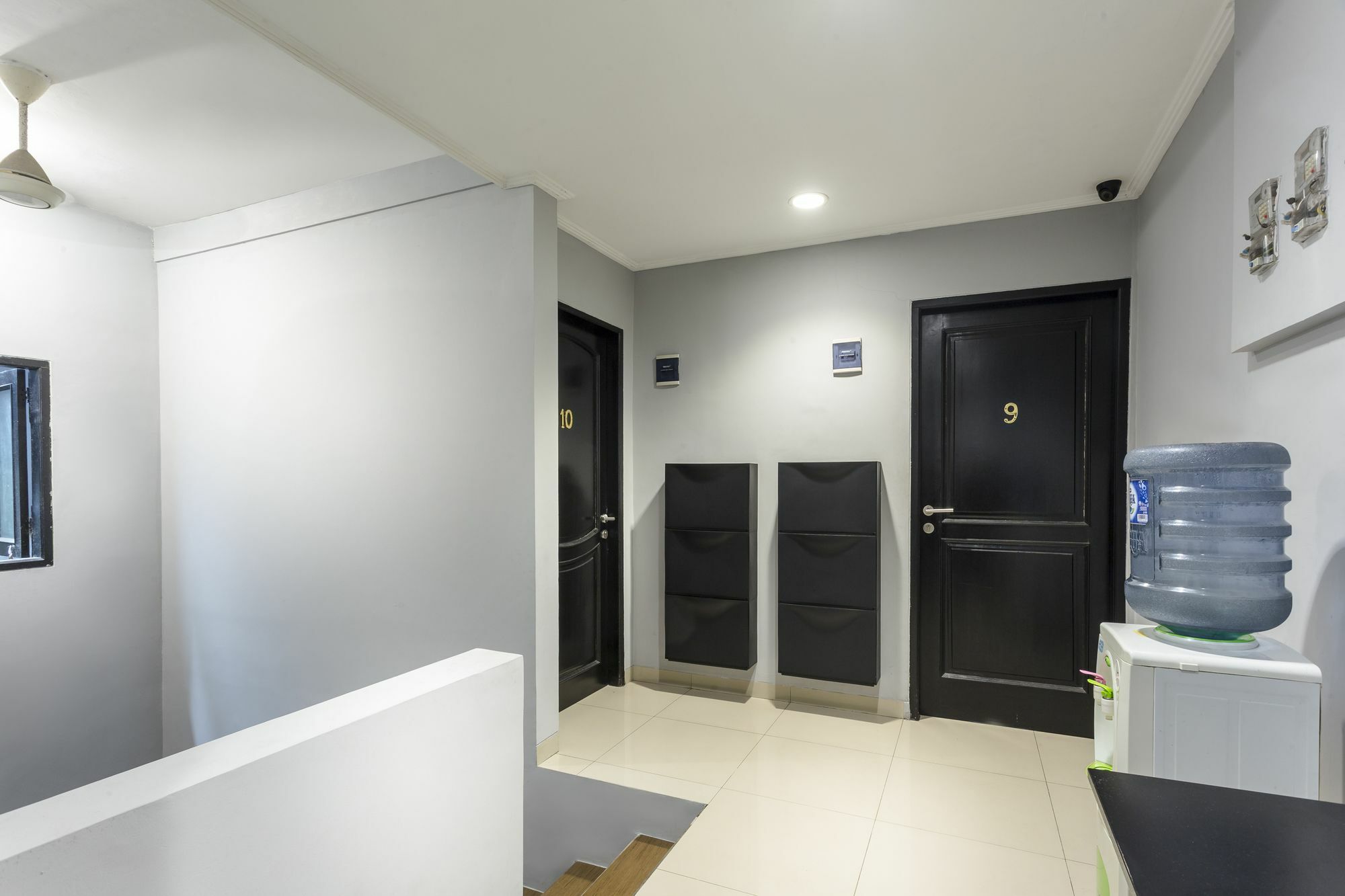 Oyo 105 La Maison D Ilona Giacarta Esterno foto