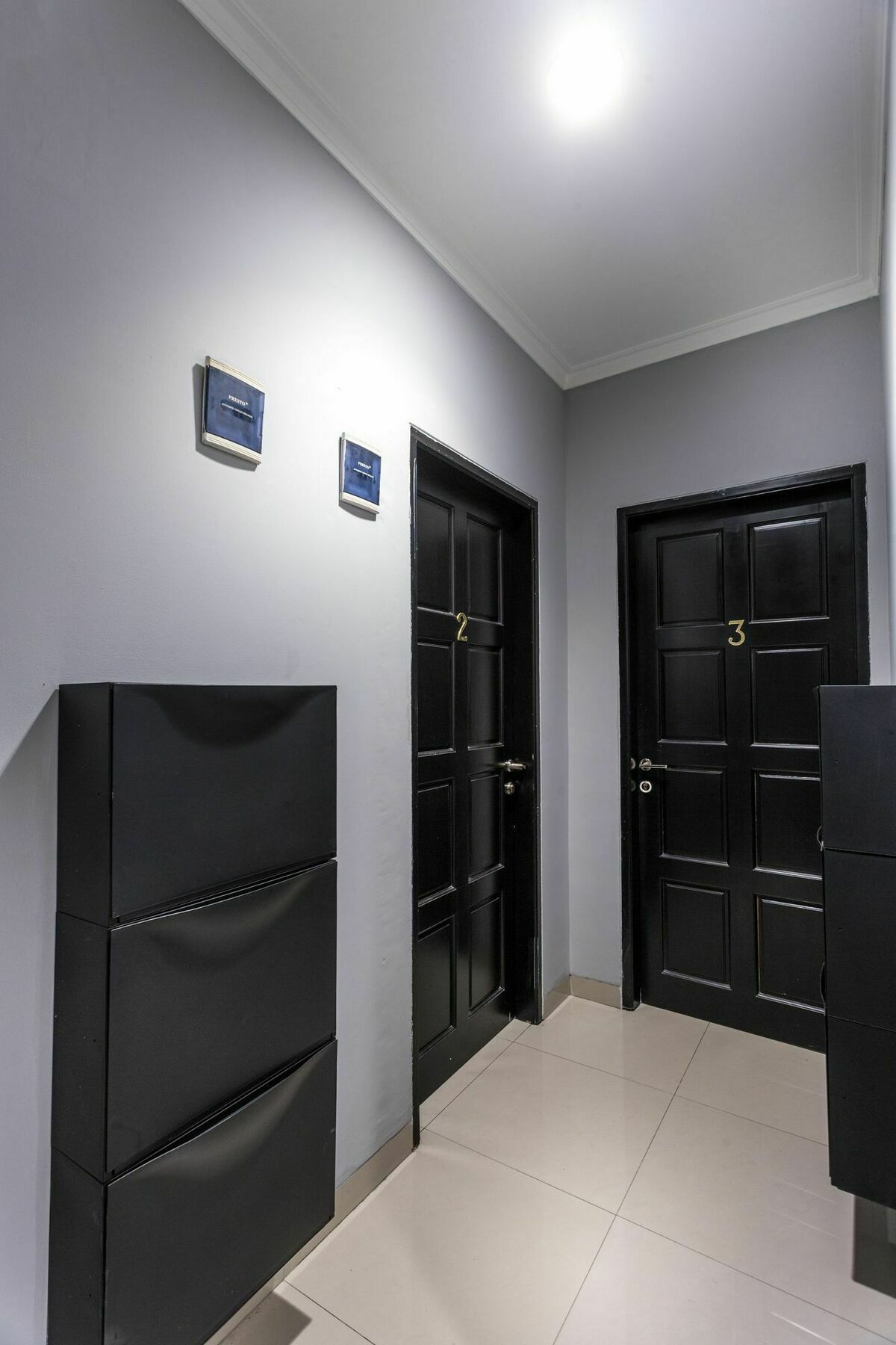 Oyo 105 La Maison D Ilona Giacarta Esterno foto